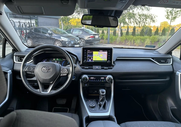 Toyota RAV4 cena 124900 przebieg: 84027, rok produkcji 2019 z Sopot małe 466